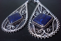 /Magnetic Lapis/ Sterling Silver Filigree Earrings / Lapis Lazuli 1.0 x 1.0 cm / Dimension 1.8 x 5.0 x 3.0 cm