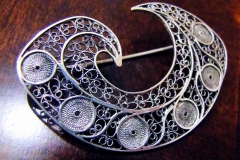 /Application 4/ Sterling Silver Filigree Brooches / Dimension 7.0 x 4.0 cm
