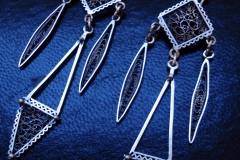 /Mama Africa/ Sterling Silver Filigree Earrings / Dimension 1.5 x 6.5 x 2.0 cm