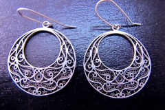 /Application 2/ Sterling Silver Filigree Earrings / Dimension Round 1.8 x 3.6 x 1.6 cm