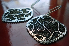 Sterling Silver Filigree Earrings / Earrings EA 00036 Dimension 1.8 x 3.8 x 3.5 cm