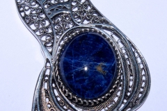 /So-Phi/ Sterling Silver Filigree Pendant / Dimension 5.5 x 3.5 x 0.5 cm / Sodalite 2.0 x 1.5 cm