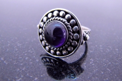 /AmD-Round/ Sterling Silver Filigree Rings / Dimension 2.0 x 0.4 cm / Amethyst round 1.0 cm