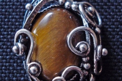 Russian Post-Concept / Sterling Silver Filigree Necklaces Tiger Eye 2.0 x 1.8 cm / Dimension 3.0 x 2.0 cm / NE 00013